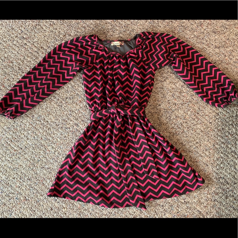 Girls pink & black chevron dress